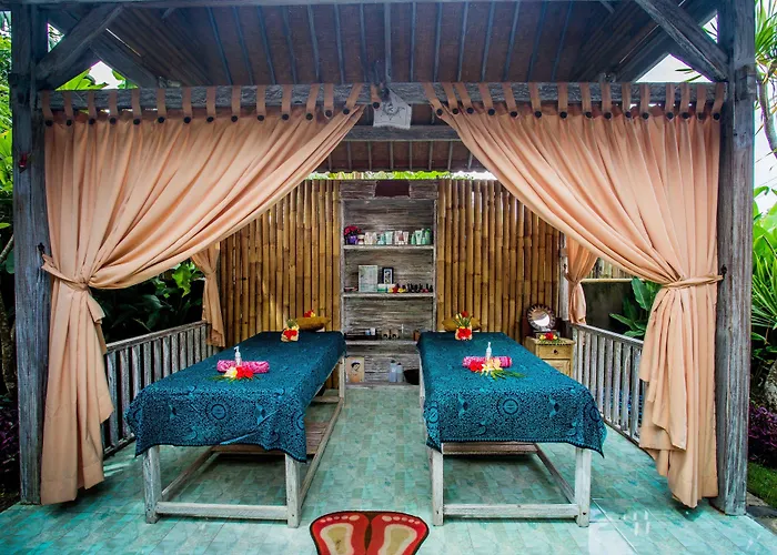 منتزه العطل The Syron Huts 3*