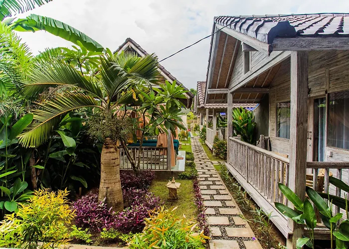 The Syron Huts 3* نوسا ليمبونغان